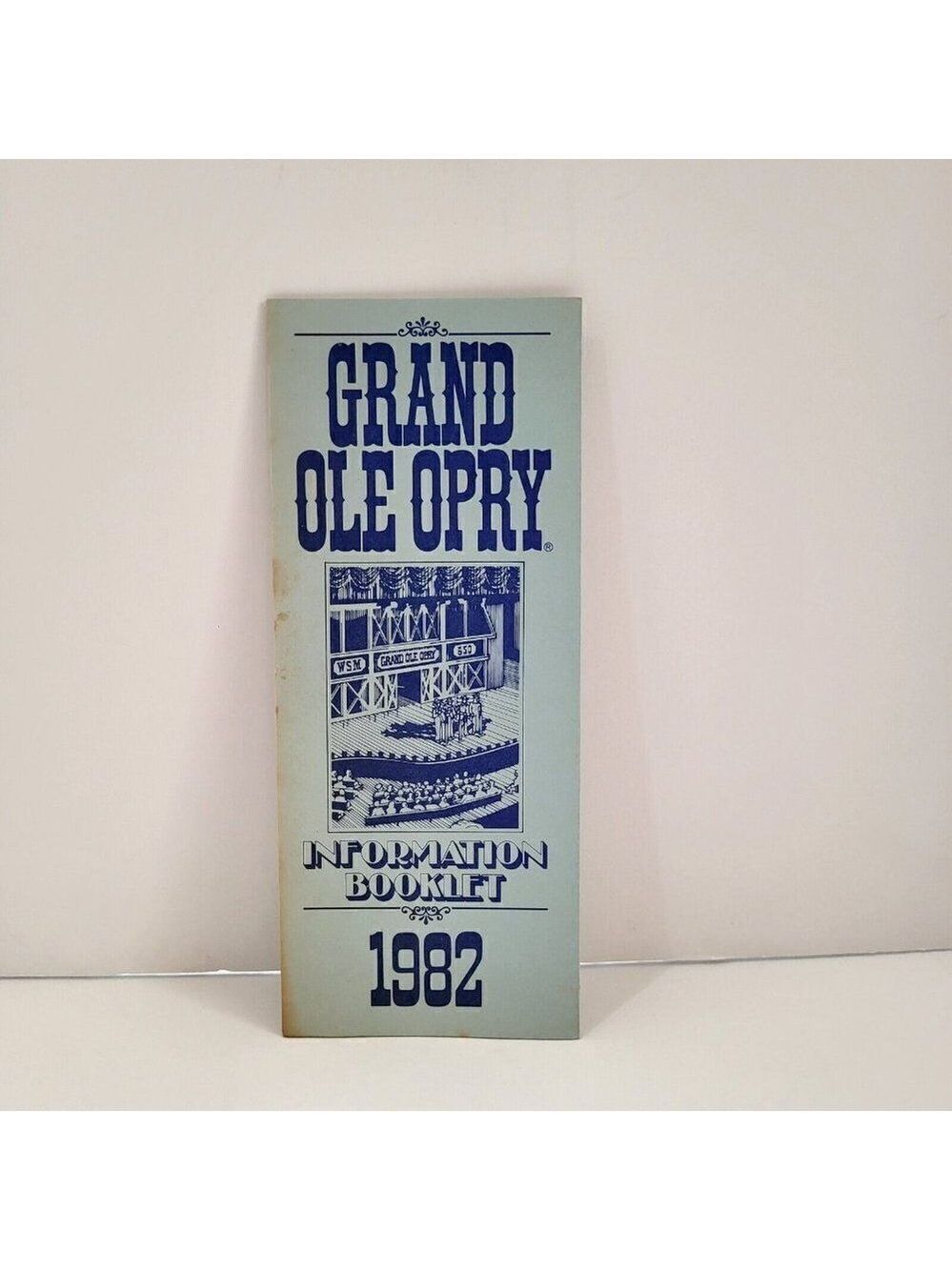 𝅺VINTAGE Grand Ole Opry 1982 Information Booklet Brochure Souvenir